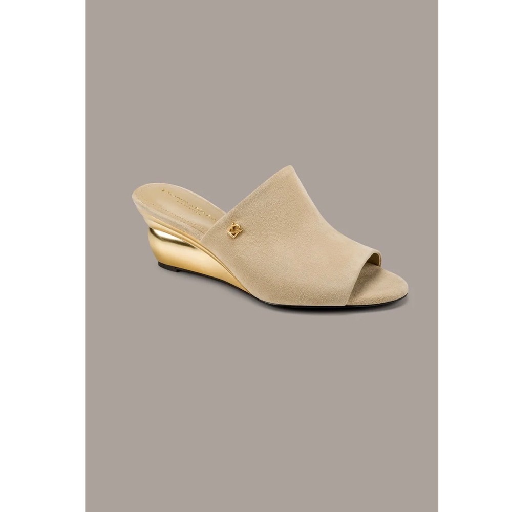 Donna Karan New York Ivory Wedge Mules Gold Sculptural Heel F4462985 Size 7M
